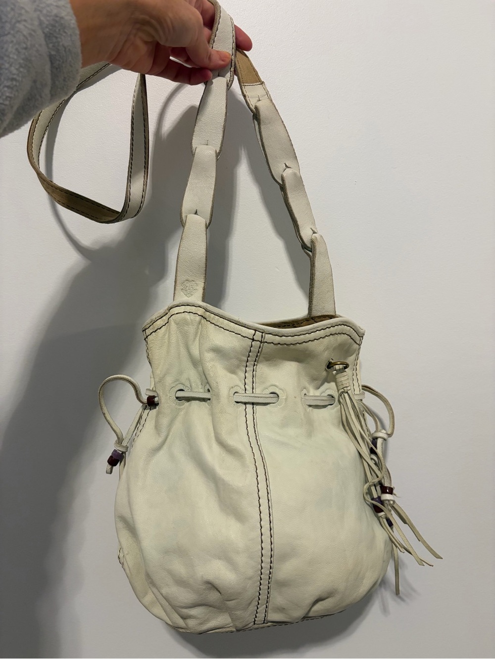 Vintage Lucky Brand Cream Leather Drawstring Bucket Bag